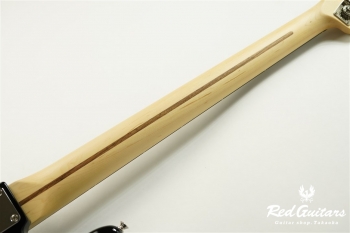 MADE IN JAPAN HYBRID II P BASS - 3-Color Sunburst